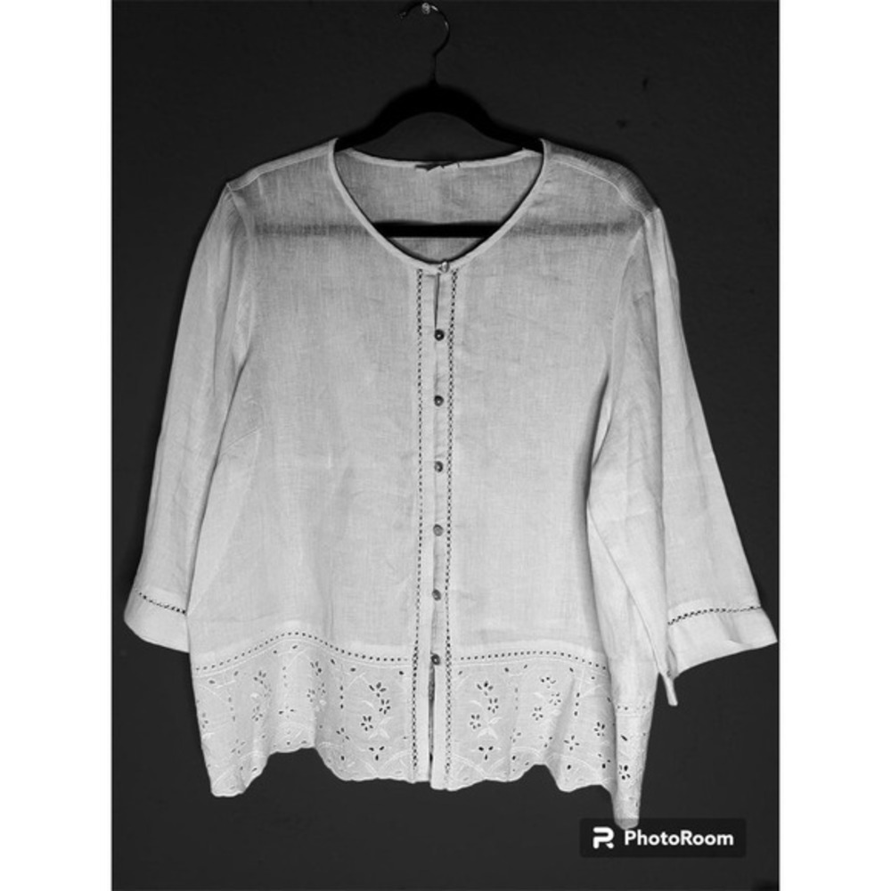 J Jill Linen Petite Top Button Front Trim Closure Eyelet Design At The Bottom - Picture 5 of 7